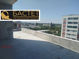 Продава  4-стаен, град София