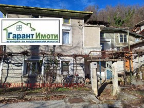 Продажба на имоти в Недевци, град Габрово - изображение 4 