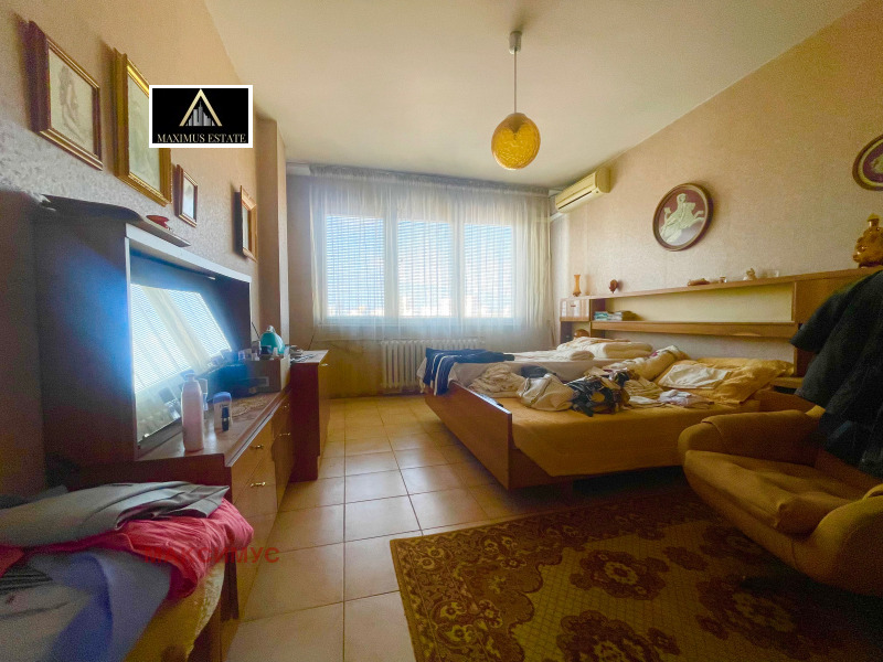 Продава МНОГОСТАЕН, гр. София, Изток, снимка 10 - Апартаменти - 53408808