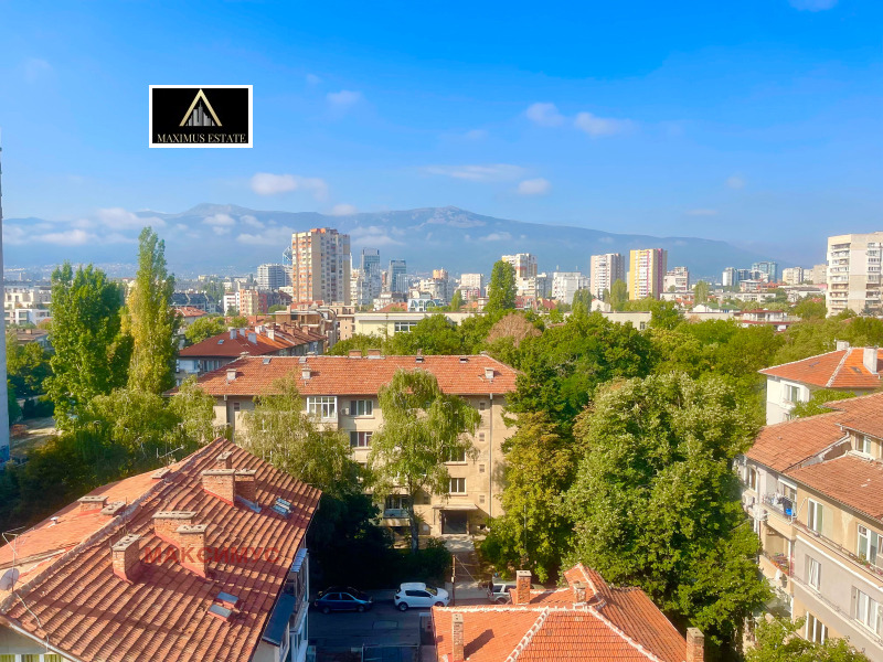 Продава МНОГОСТАЕН, гр. София, Изток, снимка 2 - Апартаменти - 53408808