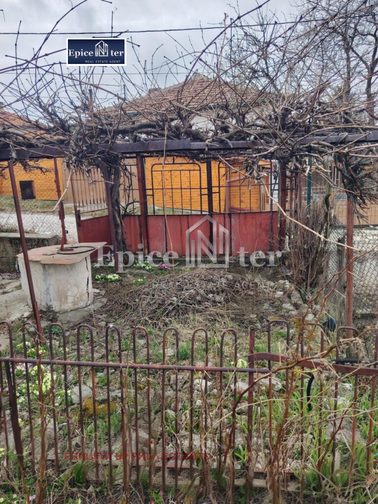 Продава ЕТАЖ ОТ КЪЩА, гр. Перник, Църква, снимка 11 - Етаж от къща - 53946048