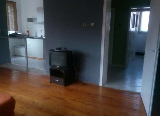 Продава ЕТАЖ ОТ КЪЩА, гр. Русе, Дружба 1, снимка 2 - Етаж от къща - 54736364