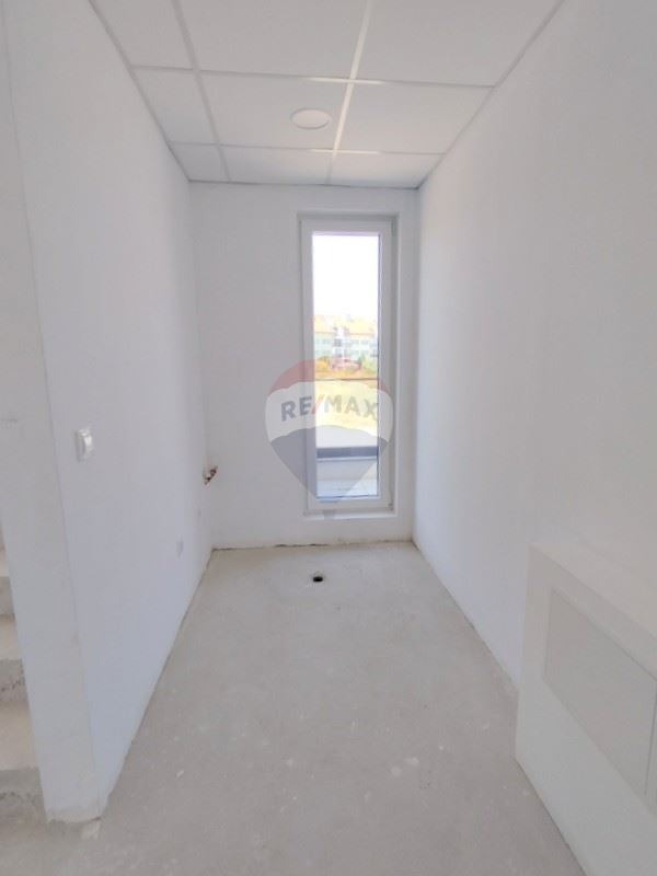 À venda  Casa Varna , Vinica , 278 m² | 75683274 - imagem [8]