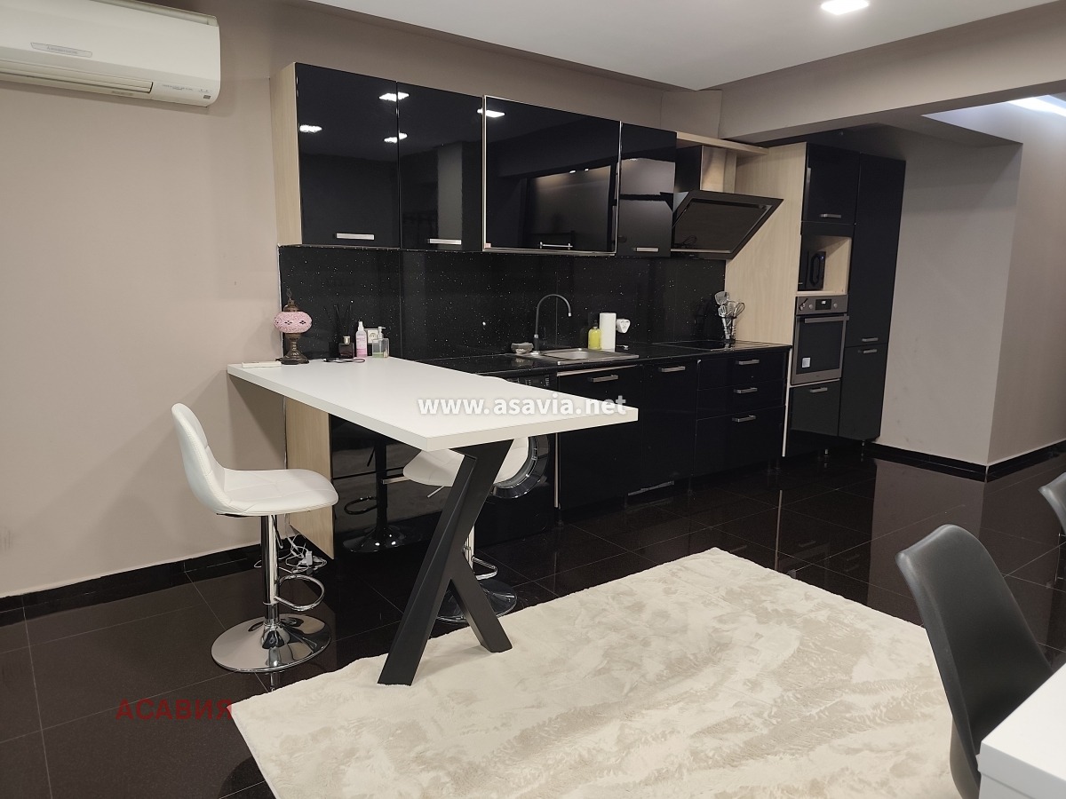 Продава 3-СТАЕН, гр. Бургас, Център, снимка 3 - Апартаменти - 55265597