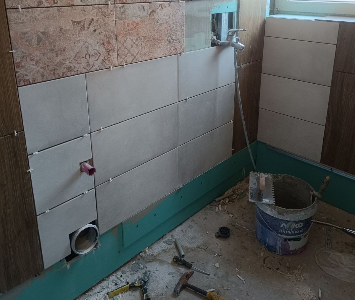 Продава ЕТАЖ ОТ КЪЩА, гр. Русе, Дружба 1, снимка 6 - Етаж от къща - 54736364