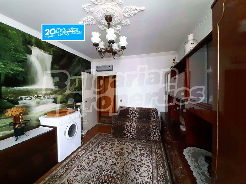 Продава 3-СТАЕН, гр. Велико Търново, Колю Фичето, снимка 2 - Aпартаменти - 40336496