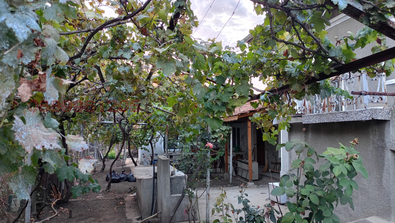 Продава КЪЩА, гр. Бяла, област Русе, снимка 4 - Къщи - 52780288