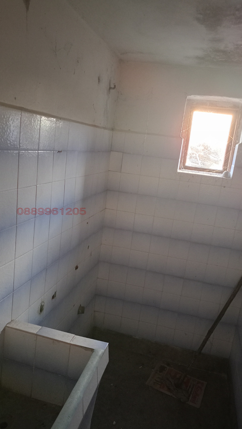 Продава КЪЩА, гр. Бяла, област Русе, снимка 15 - Къщи - 52780288