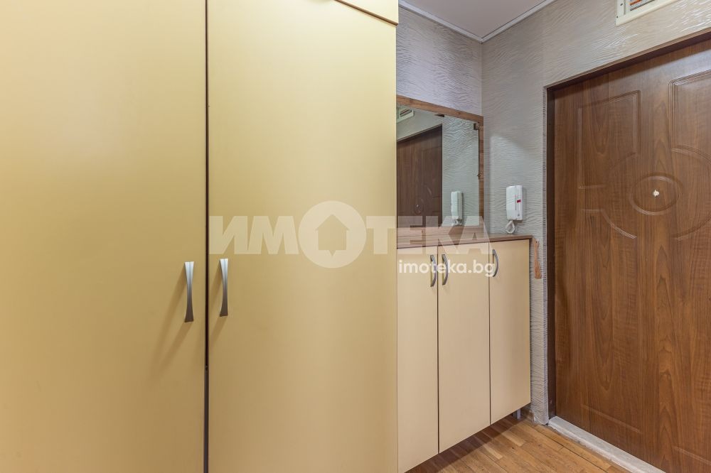 Продава 2-СТАЕН, гр. Варна, Бриз, снимка 11 - Апартаменти - 55130514