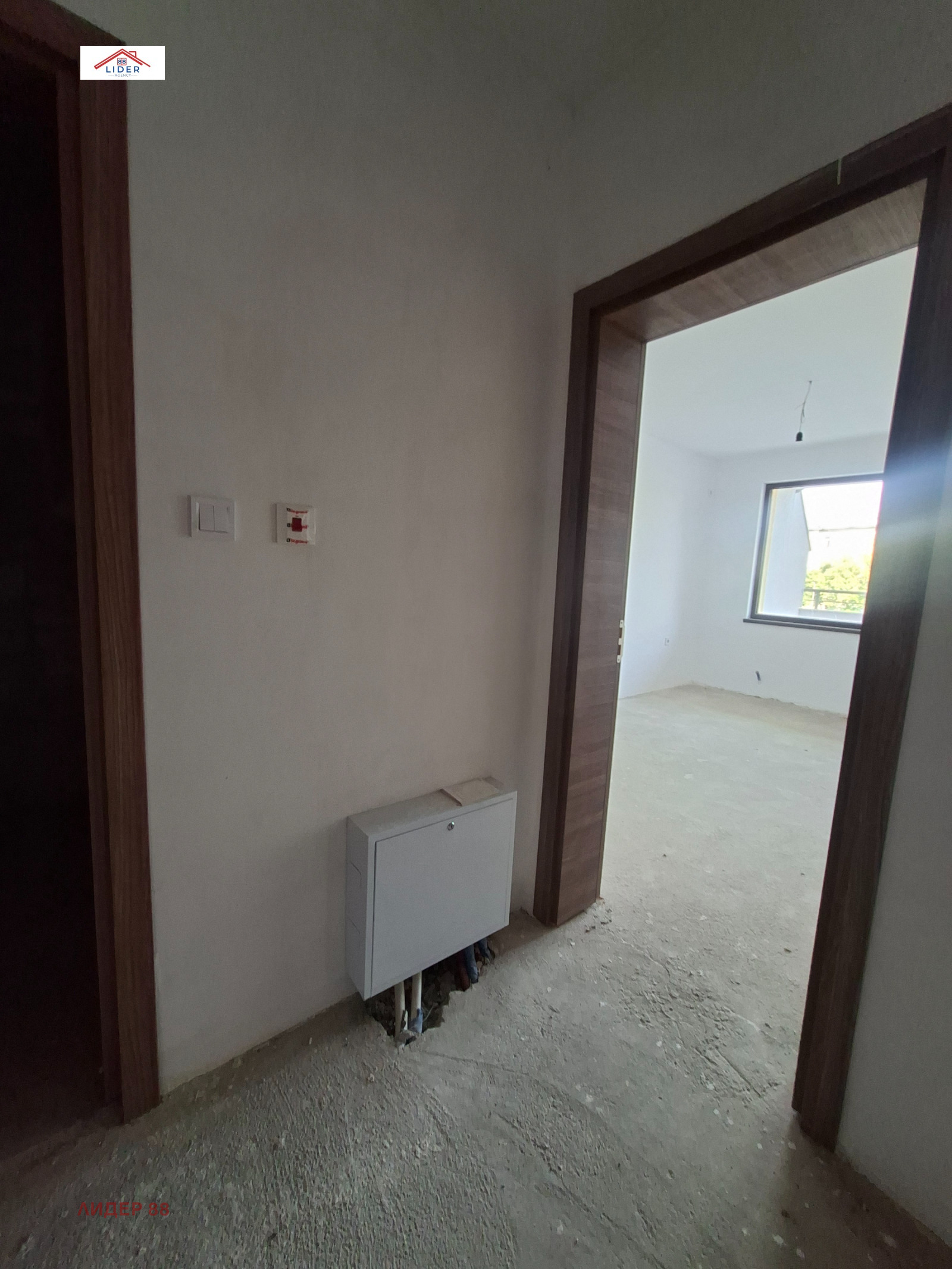 Продава 2-СТАЕН, гр. Плевен, Идеален център, снимка 3 - Апартаменти - 56271688