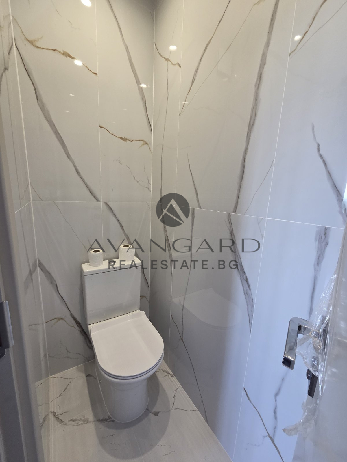 Продава 4-СТАЕН, гр. Пловдив, Тракия, снимка 8 - Апартаменти - 54710358