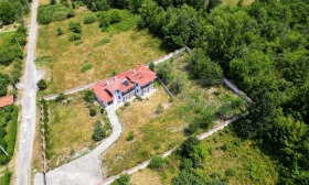 Hus Apriltsi, region Lovech 5