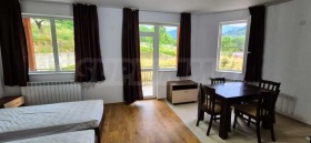 House Apriltsi, region Lovech 12