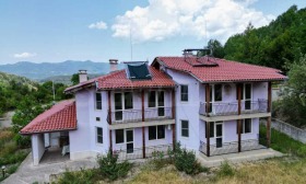 House Apriltsi, region Lovech 10