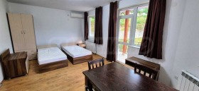 House Apriltsi, region Lovech 14