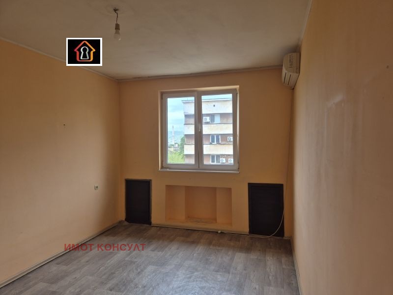 Продава 1-СТАЕН, гр. Враца, Металург