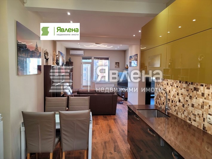 Продава 2-СТАЕН, гр. София, Център, снимка 3 - Апартаменти - 55744834