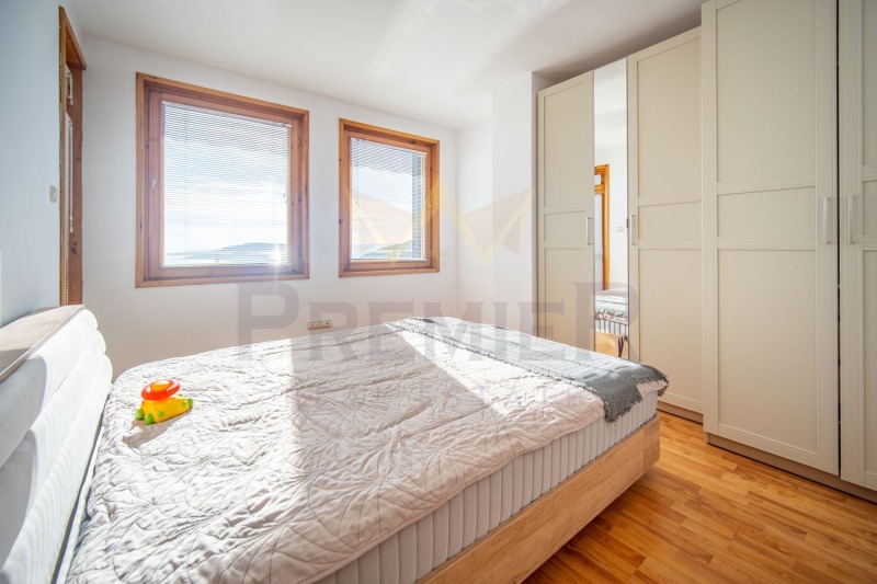 Продава КЪЩА, гр. Балчик, област Добрич, снимка 8 - Къщи - 52277860