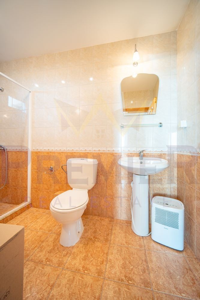 Продава КЪЩА, гр. Балчик, област Добрич, снимка 6 - Къщи - 52277860