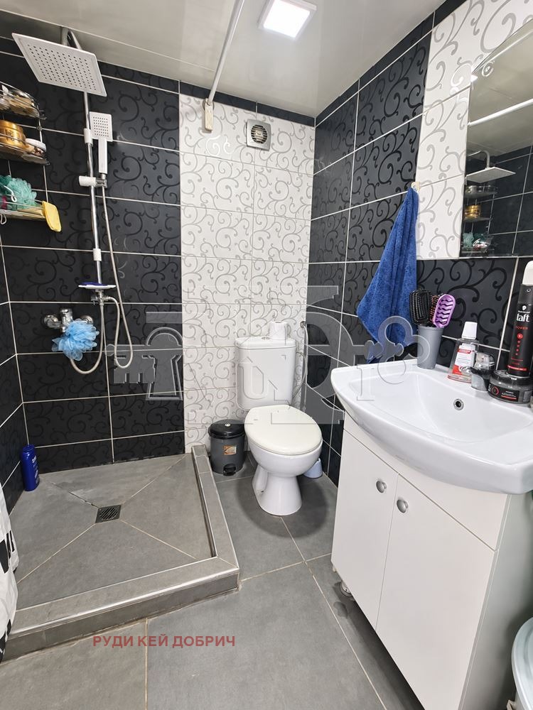 Продава КЪЩА, с. Ведрина, област Добрич, снимка 8 - Къщи - 56138247