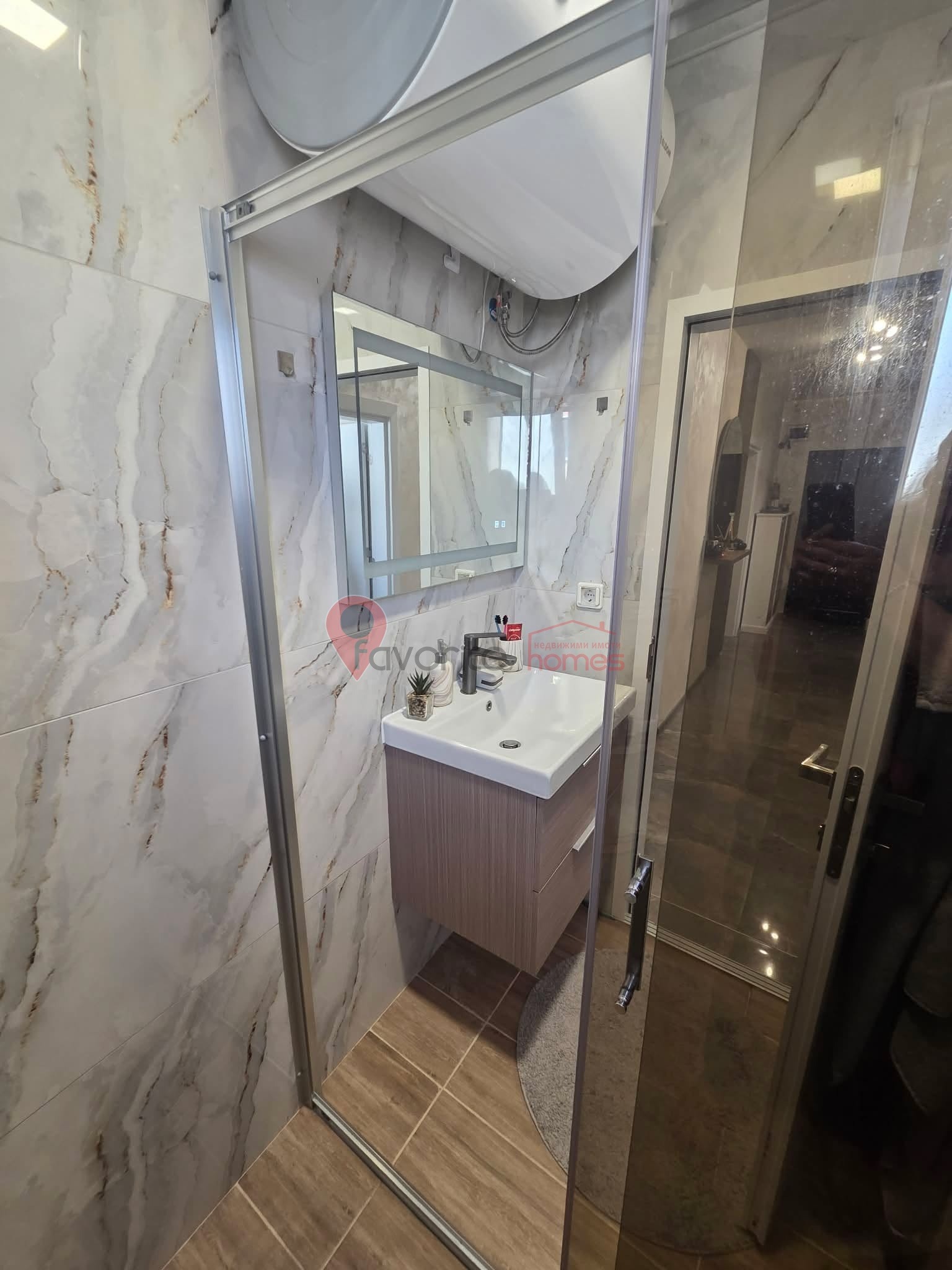 Продава 4-СТАЕН, гр. Шумен, Център, снимка 17 - Апартаменти - 55879954