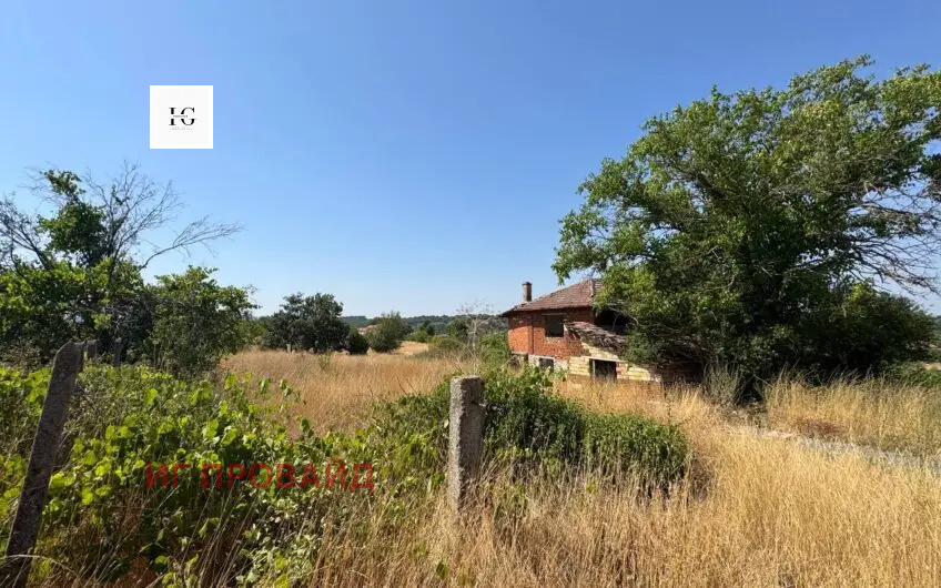 Продава КЪЩА, с. Загорци, област Бургас, снимка 2 - Къщи - 51361730