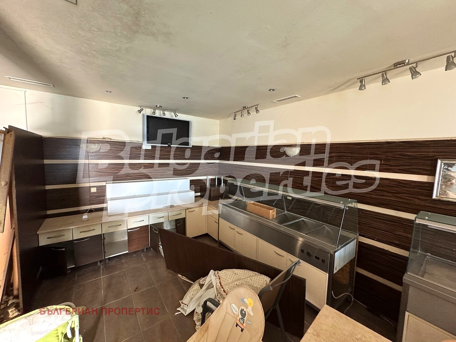 Продава ЗАВЕДЕНИЕ, гр. Каварна, област Добрич, снимка 3 - Заведения - 53613091