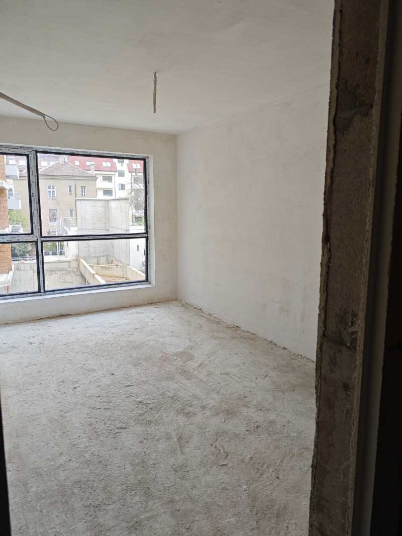 Продава 1-СТАЕН в град София, Център - 60 кв.м / 173 650 € » 339 629.88 лв., ИРИДА НЕДВИЖИМИ ИМОТИ