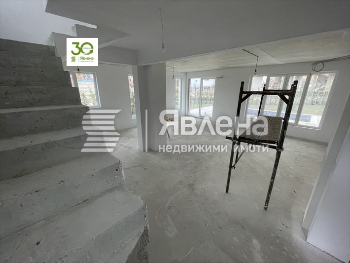 Продава КЪЩА, гр. Варна, м-т Долна Трака, снимка 3 - Къщи - 48951813