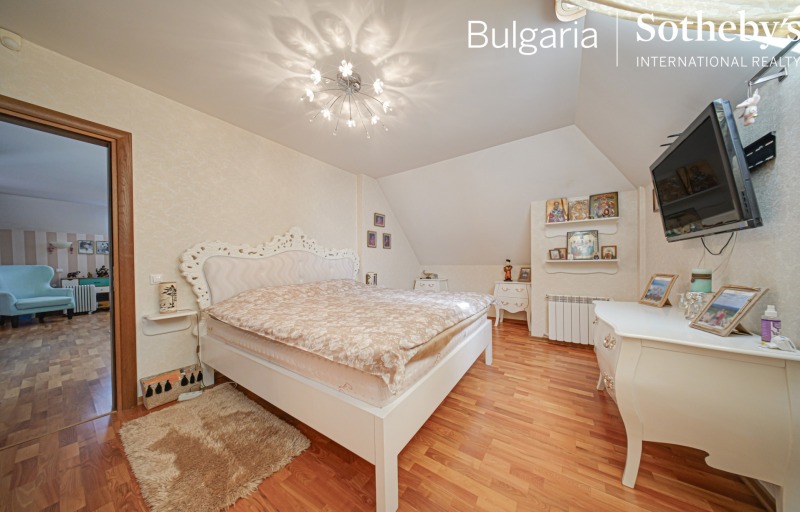 Продава КЪЩА, гр. София, м-т Камбаните, снимка 12 - Къщи - 49581514