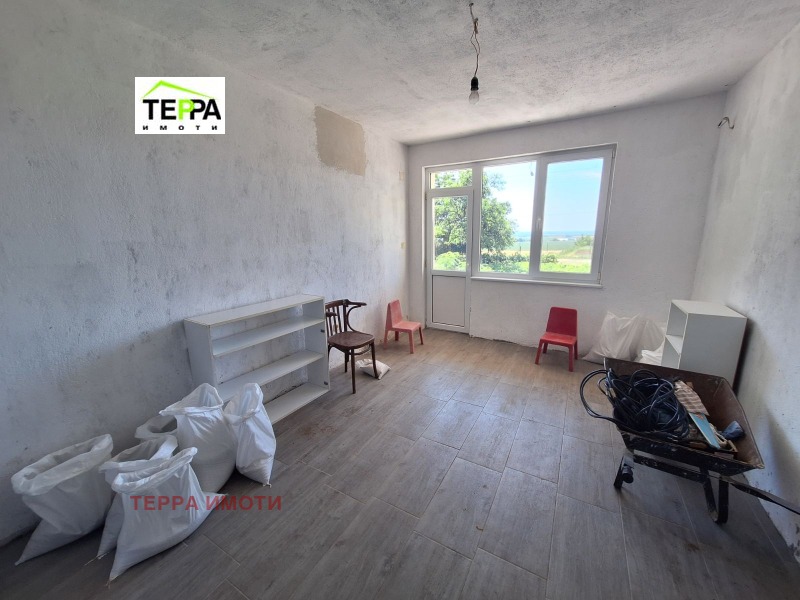 Продава КЪЩА, с. Богомилово, област Стара Загора, снимка 2 - Къщи - 52231490