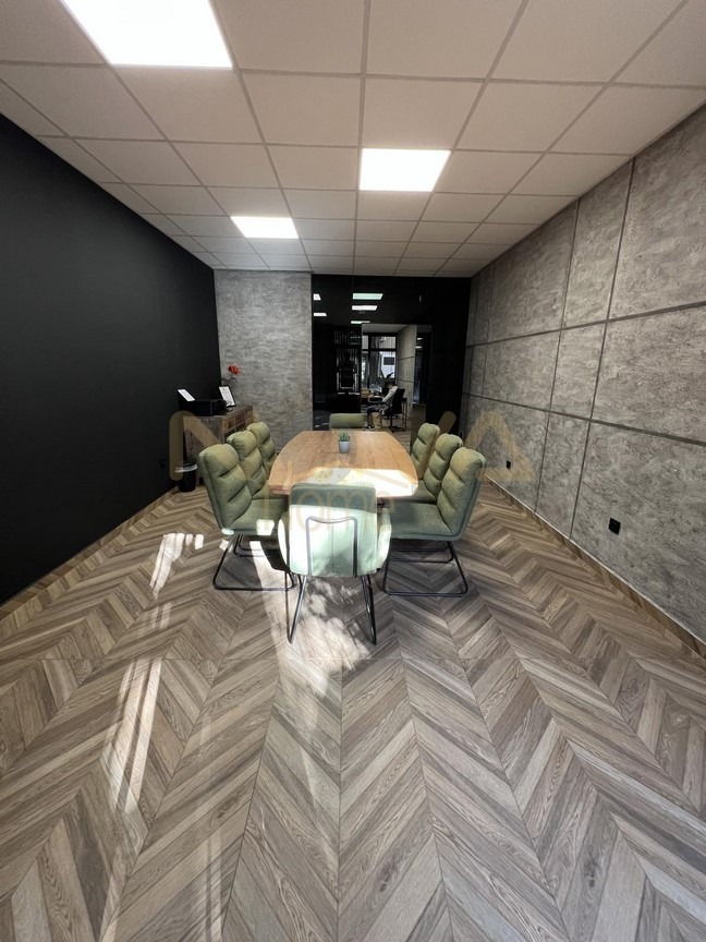 Продава ОФИС, гр. Варна, Конфуто, снимка 10 - Офиси - 52301512