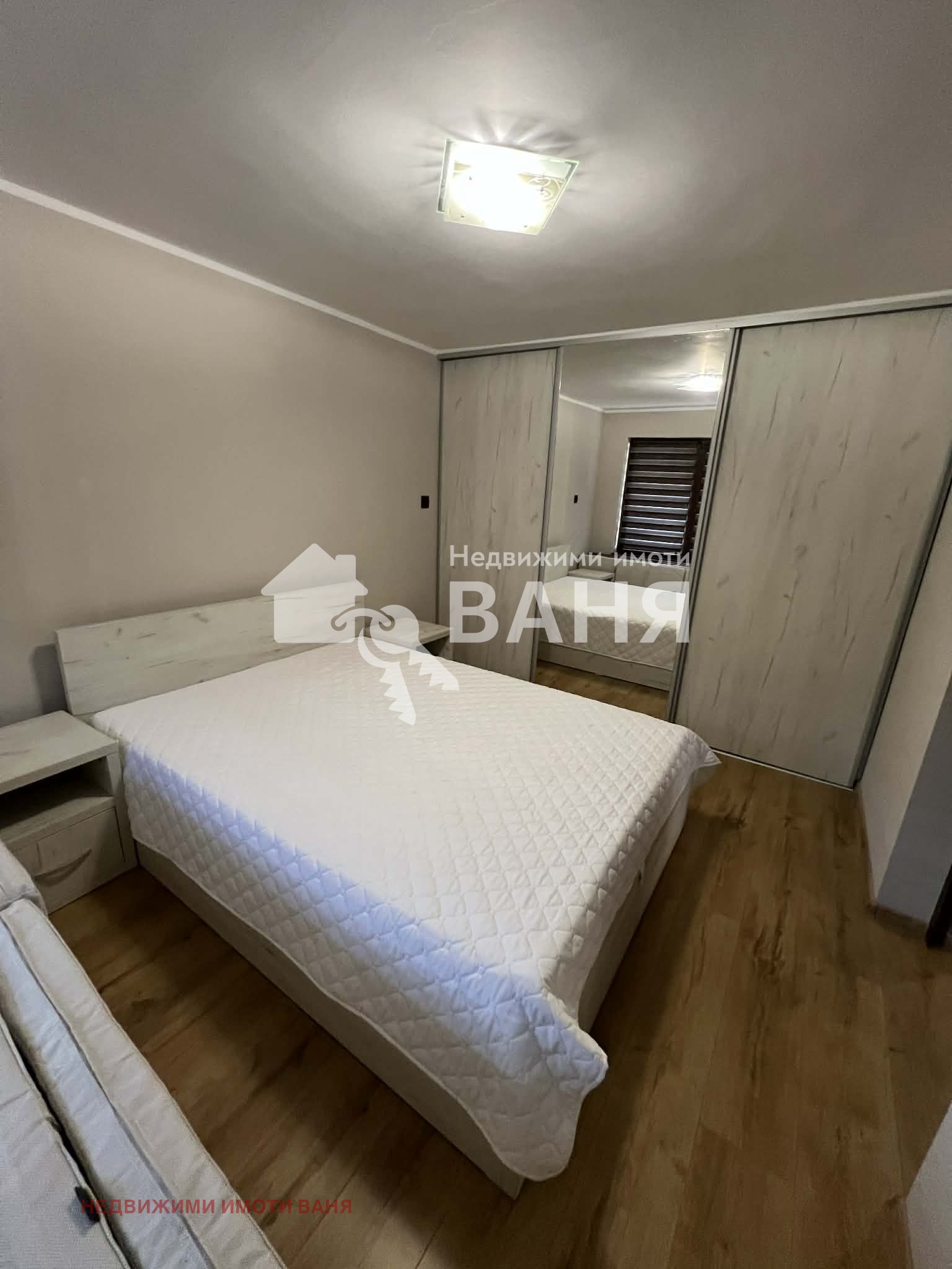 Продава ЕТАЖ ОТ КЪЩА, гр. Карлово, област Пловдив, снимка 8 - Етаж от къща - 53815630