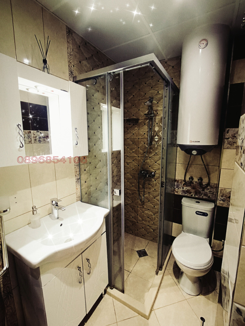 Продава  3-стаен град Варна , ВИНС-Червен площад , 82 кв.м | 27270187