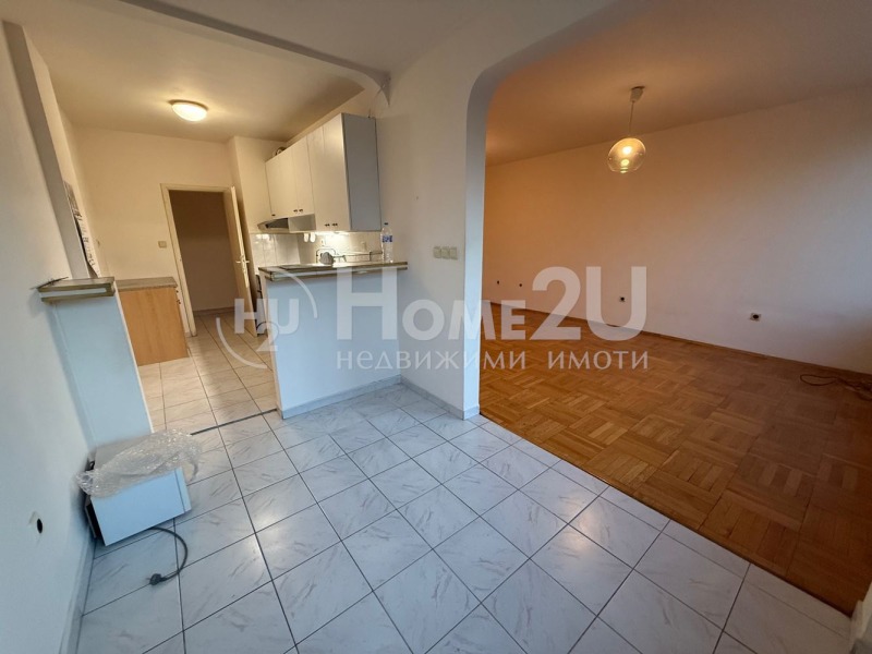 Продава 3-СТАЕН, гр. София, Иван Вазов, снимка 2 - Апартаменти - 52466207