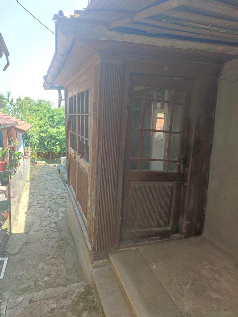 Продава КЪЩА, гр. Лясковец, област Велико Търново, снимка 2 - Къщи - 53077231