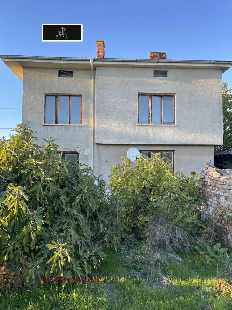 Продава КЪЩА, гр. Брезово, област Пловдив, снимка 2 - Къщи - 54210520