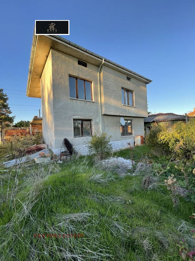 Продава КЪЩА, гр. Брезово, област Пловдив
