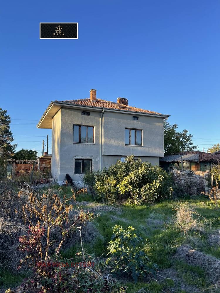Продава КЪЩА, гр. Брезово, област Пловдив, снимка 3 - Къщи - 54210520