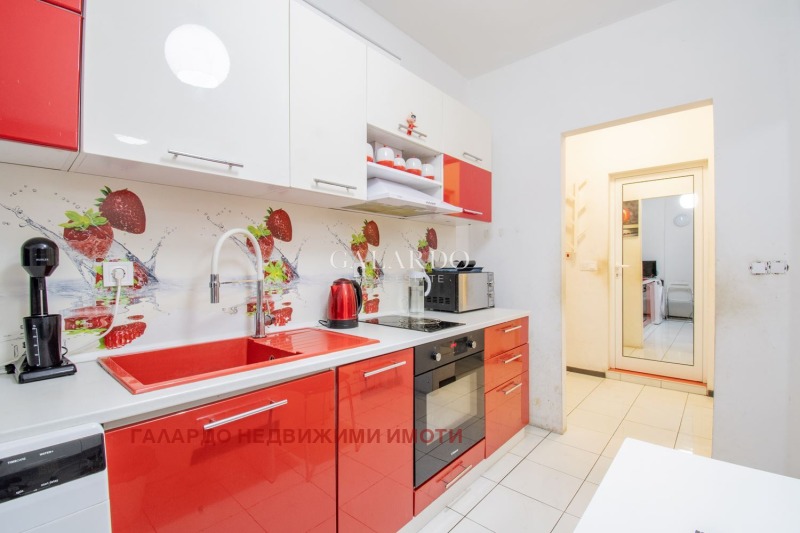 En venta  1 dormitorio Sofia , Banishora , 65 metros cuadrados | 99905381