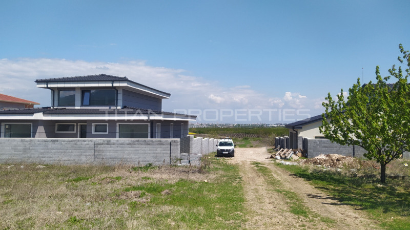 En venta  Trama región Plovdiv , Belashtitsa , 3363 metros cuadrados | 51510058 - imagen [5]