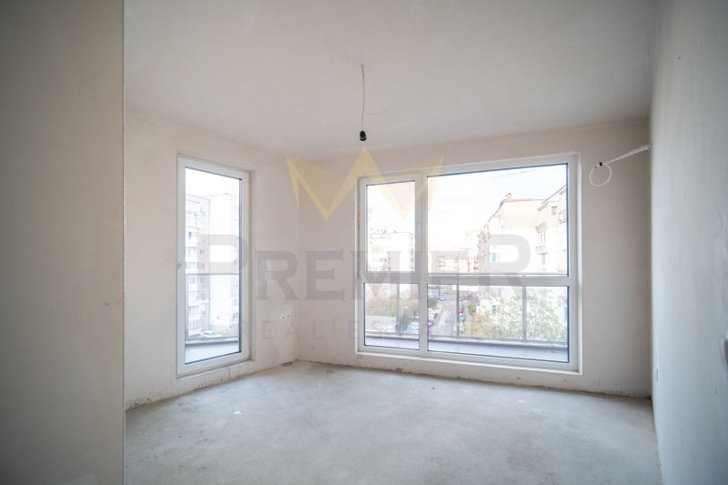 Продава 2-СТАЕН в град Варна, Лятно кино Тракия - 60 кв.м / 145 000 € » 283 595.35 лв., ИМОТИ ПРЕМИЕР