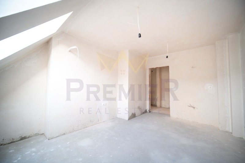 Продава 2-СТАЕН, гр. Варна, Лятно кино Тракия, снимка 2 - Апартаменти - 52559592