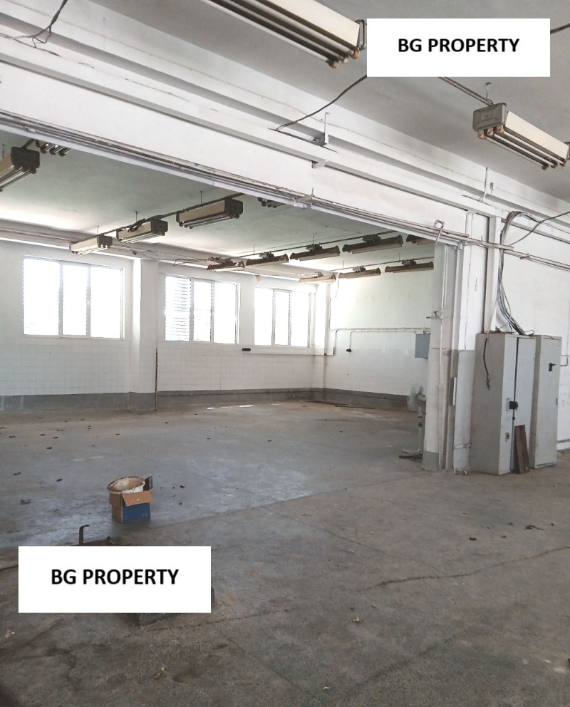 Myytävänä  Teollisuusrakennus Plovdiv , Industrialna zona - Sever , 1725 neliömetriä | 95693557 - kuva [5]