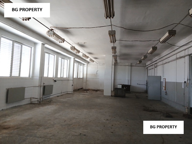 Myytävänä  Teollisuusrakennus Plovdiv , Industrialna zona - Sever , 1725 neliömetriä | 95693557 - kuva [3]