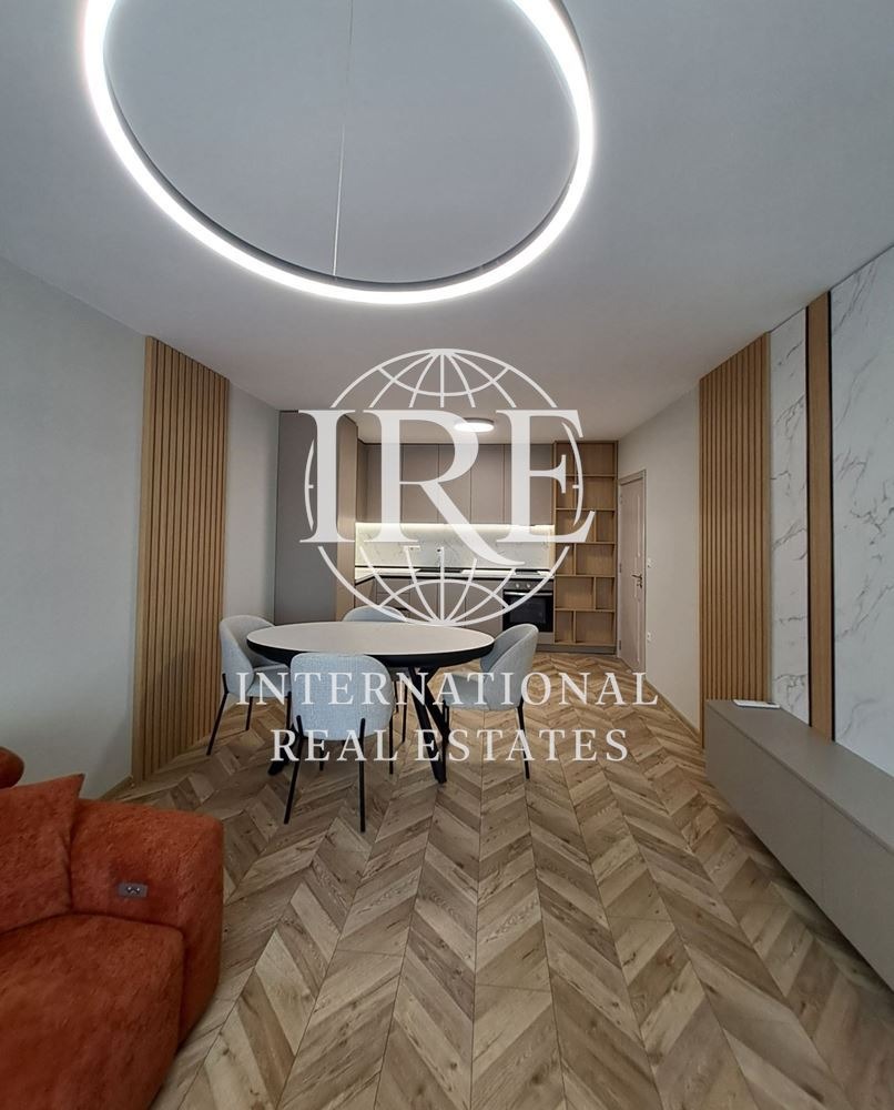 Продава 2-СТАЕН, гр. Варна, Център, снимка 3 - Апартаменти - 55708446
