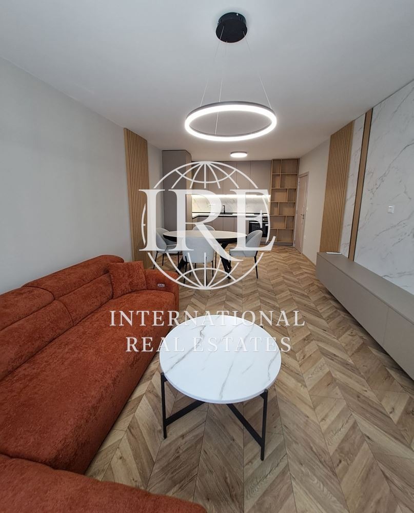 Продава 2-СТАЕН, гр. Варна, Център, снимка 2 - Апартаменти - 55708446