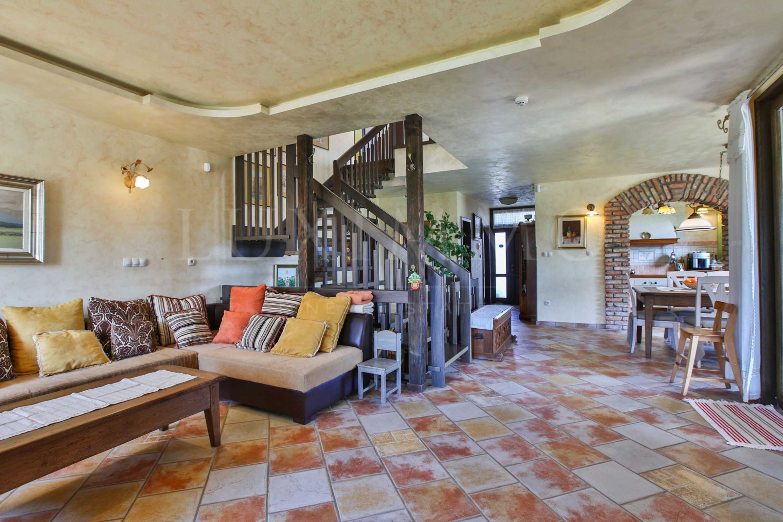 Продава КЪЩА | Imot.bg — изображение 4