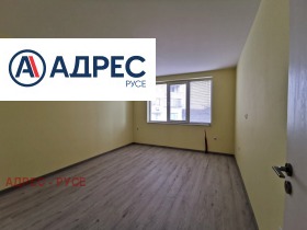 3-стаен град Русе, Възраждане 6