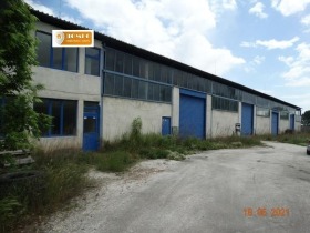Продажба на промишлени помещения в област Пазарджик — страница 3 - изображение 18 
